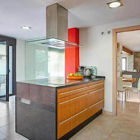 Willa Amanda By Denia